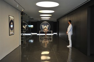 westworld-entrance-nycc-2016-photo-by-kendall-whitehouse-600x400