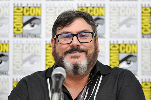 Paul-Dini-SDCC-2017-photo-by-Kendall-Whitehouse-600x400