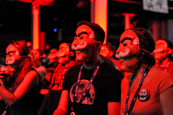 E-Coin-Launch-Fsociety-Masked-Audience-NYCC-2017-photo-by-Kendall-Whitehouse-600x400